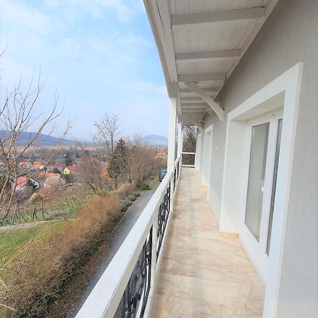 Villa Izabella Badacsonytordemic Luaran gambar
