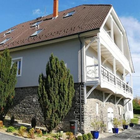 Villa Izabella Badacsonytordemic Luaran gambar